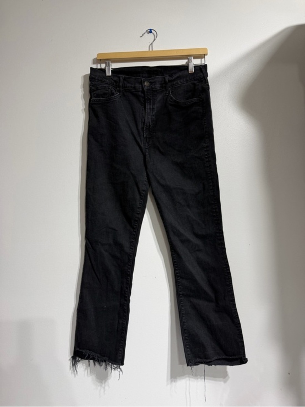 MOTHER The Insider Crop Step Fray Jeans - Black "Not Guilty" - Size 33